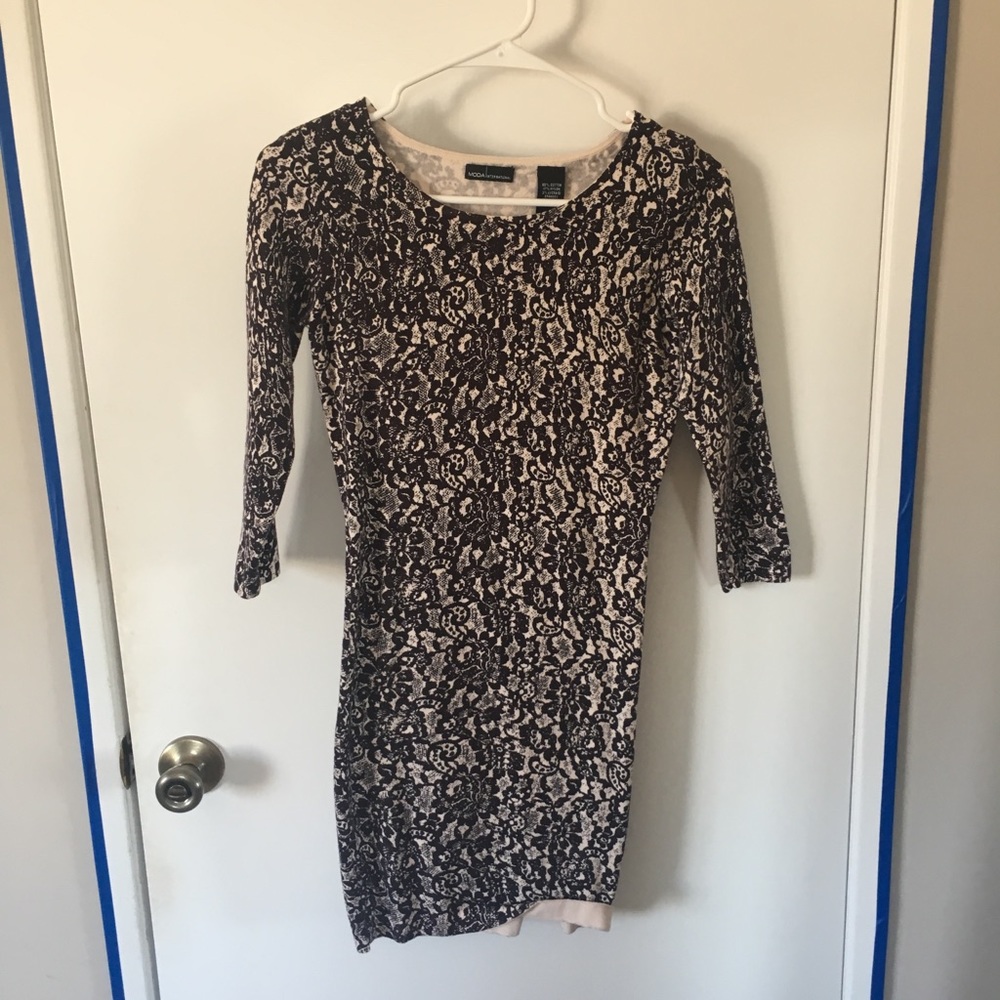Moda International midi lace print dress